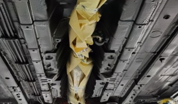 详谈：新车底盘需不需要喷底盘装甲(车辆底盘如何保养保护)  第3张