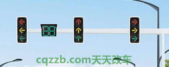 没有红绿灯的路口有违章拍照吗(通过红绿灯路口需要注意什么)  第1张