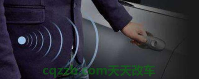 奔驰无钥匙进入设置方法(奔驰无钥匙系统使用注意事项)