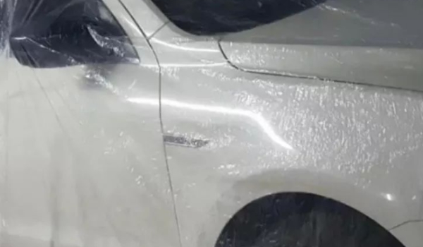 偶尔用洗洁精洗一次车可以吗(粘贴隐形车衣需要办理备案登记手续吗)  第2张