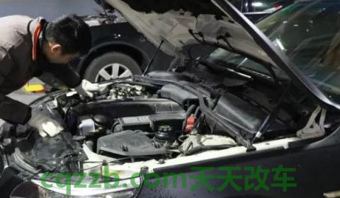 刚提的新车显示400多公里(机动车从厂商运输到四s店是通过什么方式)  第2张