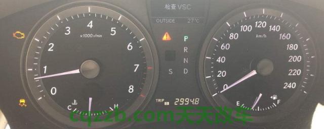 防侧滑和发动机灯都亮(引起发动机灯亮的原因)