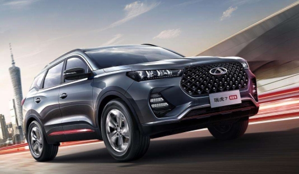 解说：瑞虎7油箱多少升(瑞虎7的车身尺寸数据是什么)  第2张