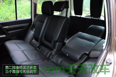 了解汽车：第三排折叠座椅_什么是第三排折叠座椅  第3张