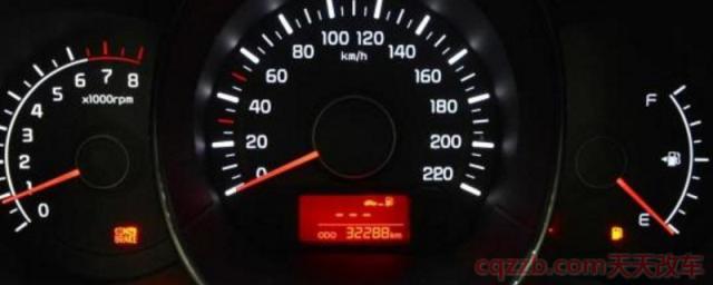 油门加不上油重新打火就好了(车辆的供油系统都包括什么)