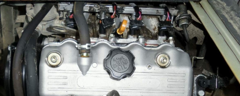 汽车怠速高怎么回事(车辆刚刚启动时怠速高正常吗)