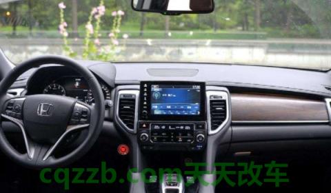 解读一下：urv油箱容量多少(urv的生产厂商是哪里)  第3张