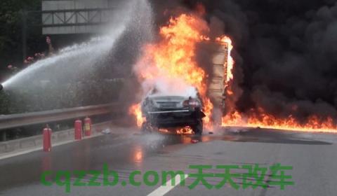 灯一直开着容易着火吗(车辆着火保险会管吗)  第2张