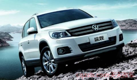 途观钥匙电池怎么换电池(途观车辆的尺寸是多少)  第2张