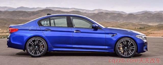 汽车提速时一怂一怂的(车辆的常规保养都包括什么)