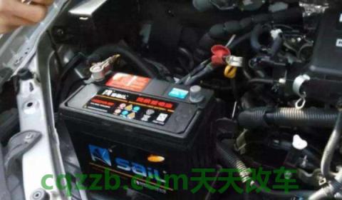 说道一下：新买的汽车电瓶一般保几年(更换电瓶的注意事项是什么)  第3张