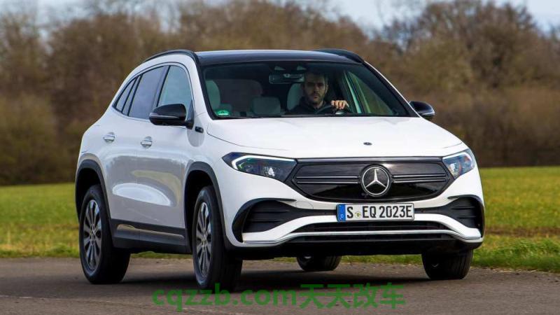 问答:2021年梅赛德斯-奔驰E级间谍照片 2021年梅赛德斯奔驰EQB电动7座跨界车不会忽略其GLB根源 第3张