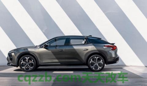 凡尔赛c5x后排放倒能睡人吗(凡尔赛c5x的车身尺寸数据是什么)  第2张