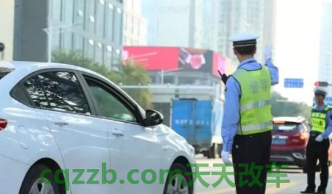 解密一下：车内p彡△灯一直亮正常么(车辆损坏去哪里维修)  第3张