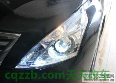 解答汽车：汽车大灯近光透镜起什么作用 汽车大灯内部清洗方法步骤