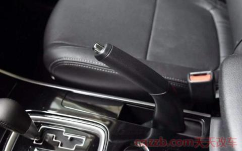 自动挡忘记放手刹危害(自动挡忘记放手刹行车的危害) 第2张