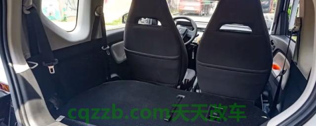 讲解一下：五菱宏光mini是几座的(五菱宏光MINI的底盘转向系统是什么)