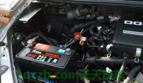 汽车可以边充电边打火吗(汽车电瓶多久更换) 第2张