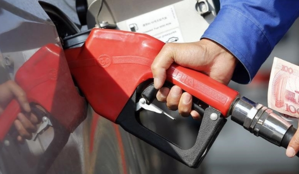 私家车允许携带多少汽油(车辆加油时需要注意什么)  第2张