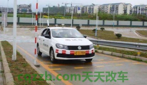 聊一聊:科目二中途停车扣多少分(机动车驾驶员科目二有几个考试项目) 第2张