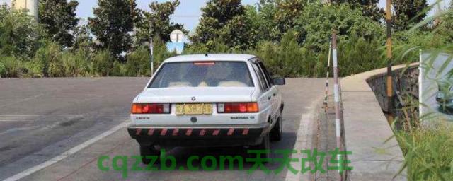 科目二驾校学时怎么刷(科目二考试当天第二次机会什么时候进行)