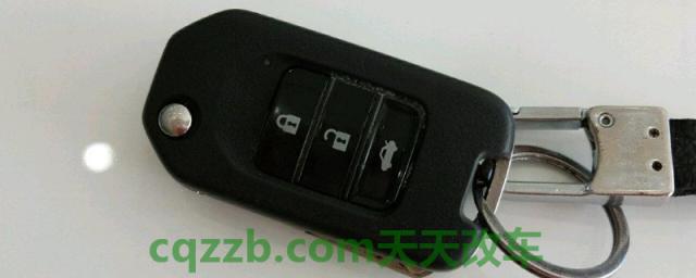 奔驰车钥匙丢了怎么找回来(奔驰品牌在中国有几家合资公司)  第1张