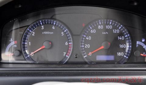 水温灯亮红色重启就没有了(车辆防冻液多久更换一次)  第3张