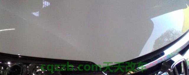 白色车子多久打一次蜡(如何保护车辆的车漆)