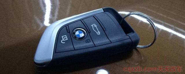 宝马x1钥匙怎么换电池(宝马x1车辆尺寸)