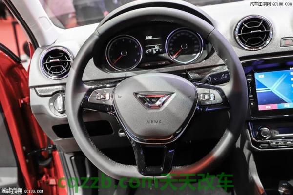 车问答：捷达VA3最低配内饰怎么样? 捷达va3最低配值得买吗？