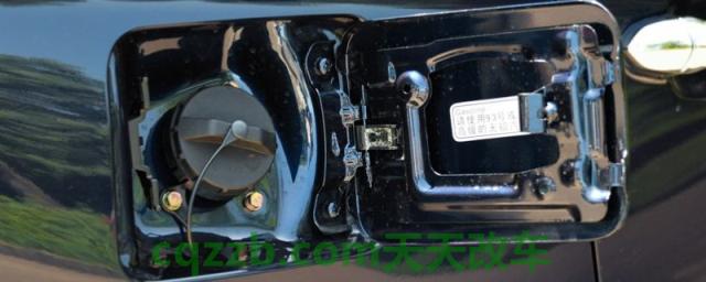 解密：猎豹cs10油箱多少升(猎豹cs10的车身尺寸数据是什么)