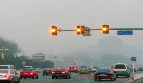 黄灯提示3秒能过吗(闯黄灯算不算违章) 第3张