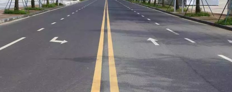 双黄线掉头扣几分(违章违法行为可以不处理吗)