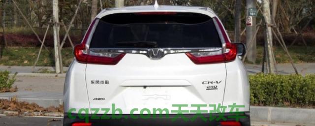 crv后备箱怎么开(CRV车型的优势)