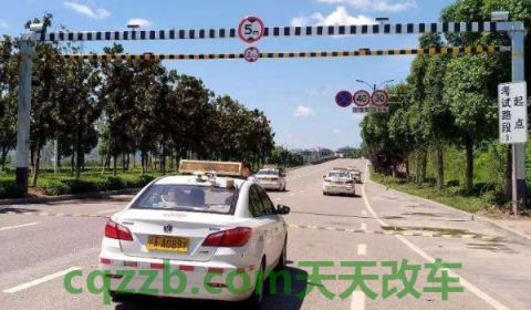 科三直线行驶速度要求多少(科目三考试出现事故怎么办)  第2张