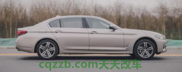 揭露一下：宝马530加多少号汽油(宝马530的车身尺寸数据是什么)