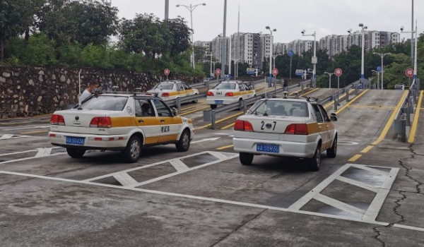 科目二候考是随机还是按顺序(机动车驾驶证科目二当天可以考几次)  第3张