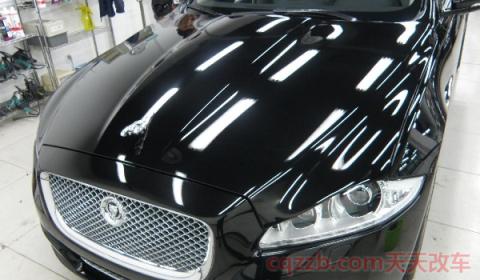 车门被刮了凹一道划痕(车漆多久需要抛光一次)  第2张