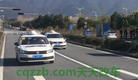 分享：科目三减速先踩刹车还是离合(机动车驾驶证科目三有几次考试机会)  第2张