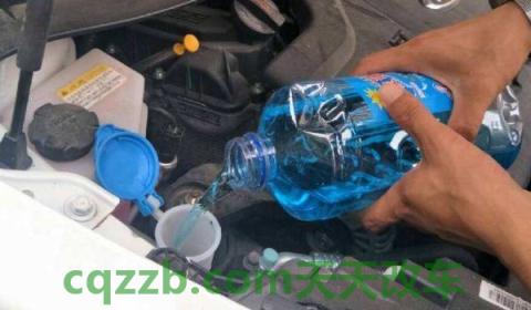 加了玻璃水喷不出来了(车辆玻璃水冻住了怎么办)  第3张