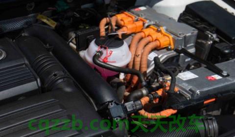 12v电瓶亏电了修复办法(12V电瓶亏电原因)  第2张