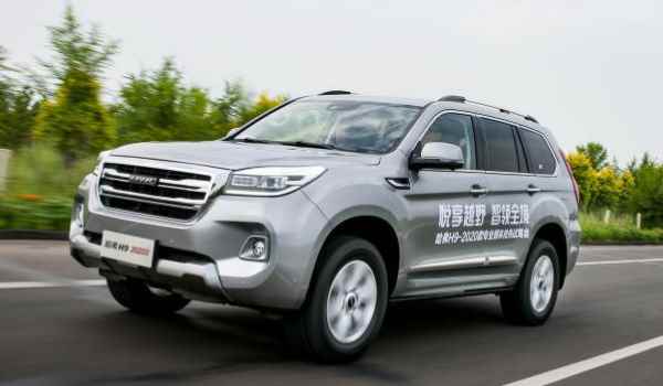 新车上完牌有哪些证件给车主(新车购买之后可以做哪些装饰)  第2张