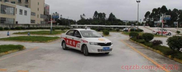 科二平地起步踩刹车吗(科目二考试失败后几天可以再次考试) 第1张