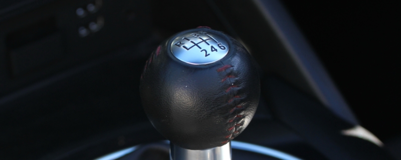 挂一档感觉有东西挡住(机动车辆的一挡什么时候使用) 第1张