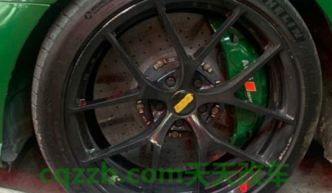 说说：轮毂磕掉一小豁口需要换吗(更换轮毂的注意事项)  第3张