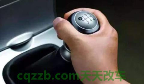 换档位时候离合器松快还是松慢点(手动挡车辆换挡的过程)  第2张