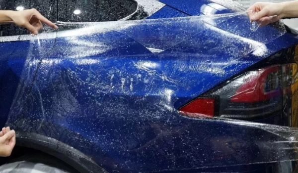 了解：下大雪车上雪不扫行吗(粘贴隐形车需要办理备案登记手续吗)  第2张