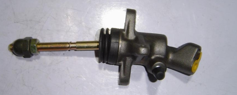 离合器总泵分泵一般寿命多长(手动挡车辆换挡的时机)