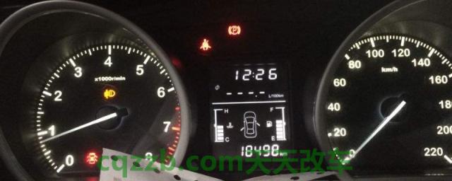一键启动众泰T600保养灯归零(众泰T600用的发动机)