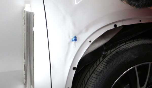 点漆笔点了车子擦得掉吗(如何保护车辆的车漆)  第3张